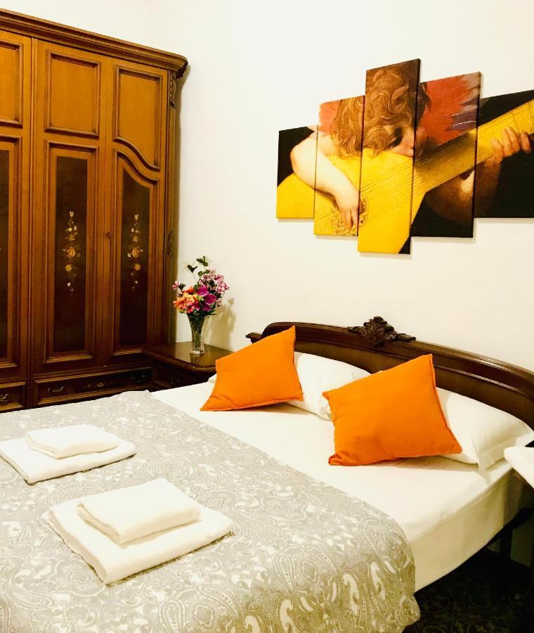 4 Bed Rooms Luxury Apartment Near Colosseum Roma Eksteriør bilde