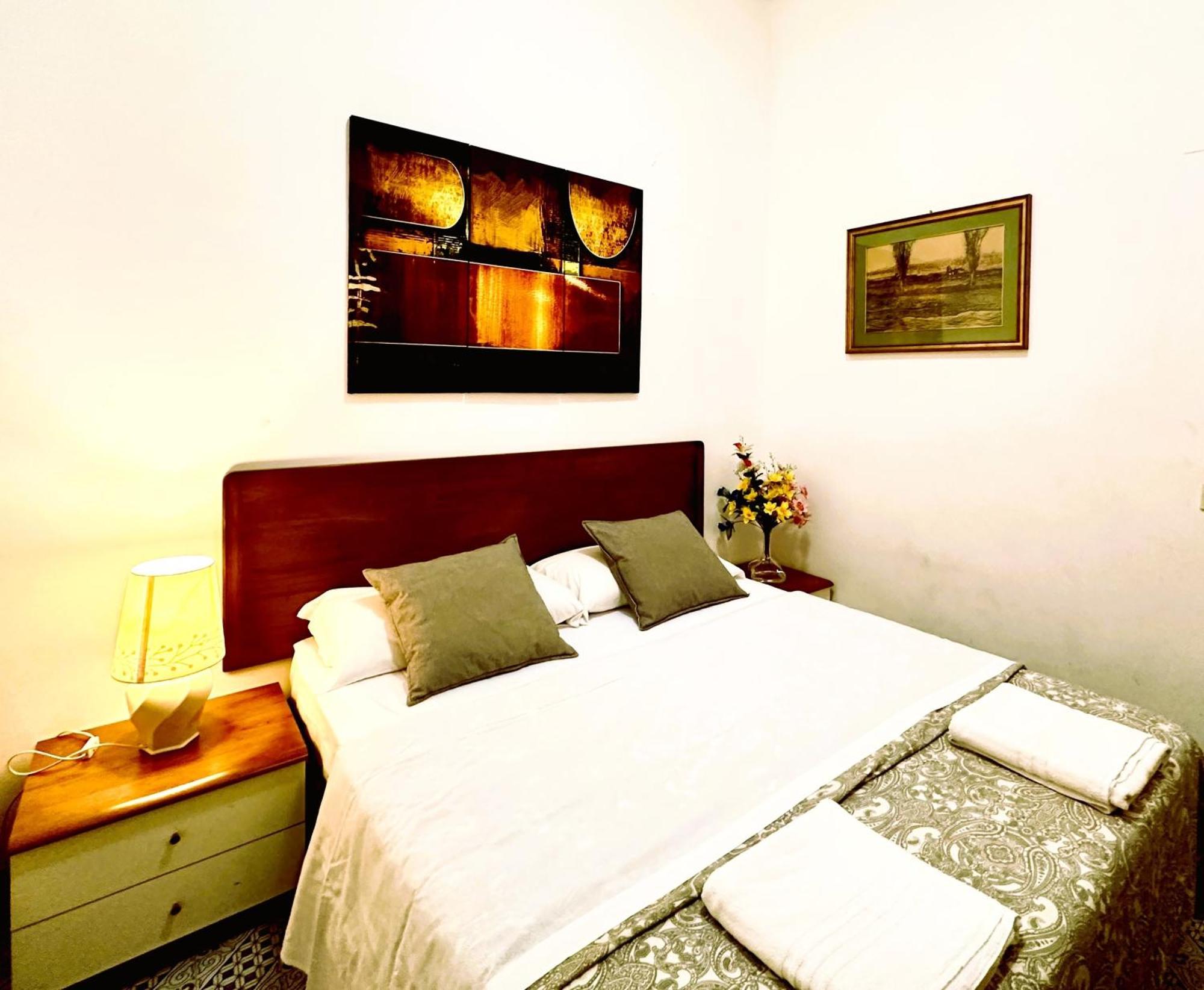4 Bed Rooms Luxury Apartment Near Colosseum Roma Eksteriør bilde