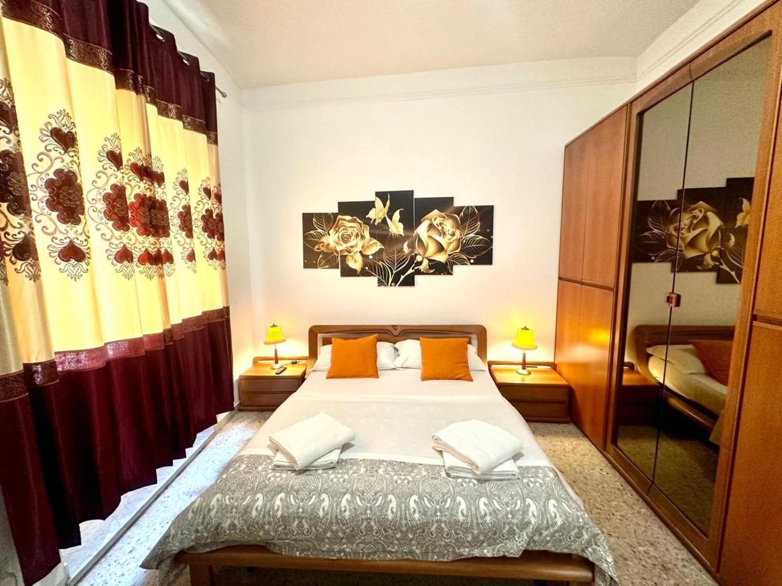 4 Bed Rooms Luxury Apartment Near Colosseum Roma Eksteriør bilde